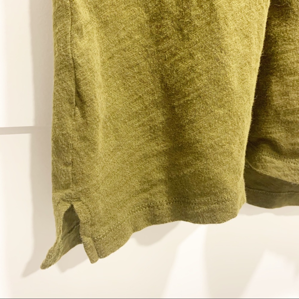 SOLD - MADEWELL Whisper Cotton V-Neck Pocket T - Picture 3 of 8